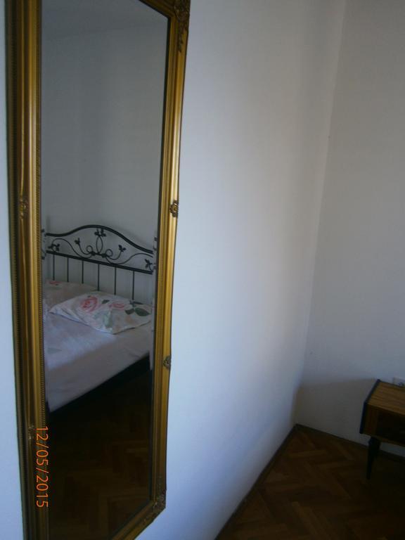 Apartments Tri Palme Baska Voda Room photo